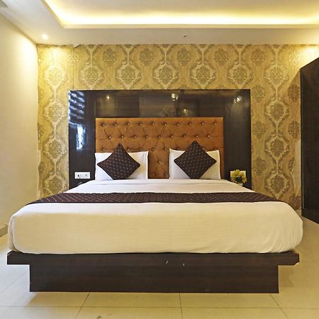 Hotel Iconic Near Delhi Igi International Airport New Delhi Bagian luar foto