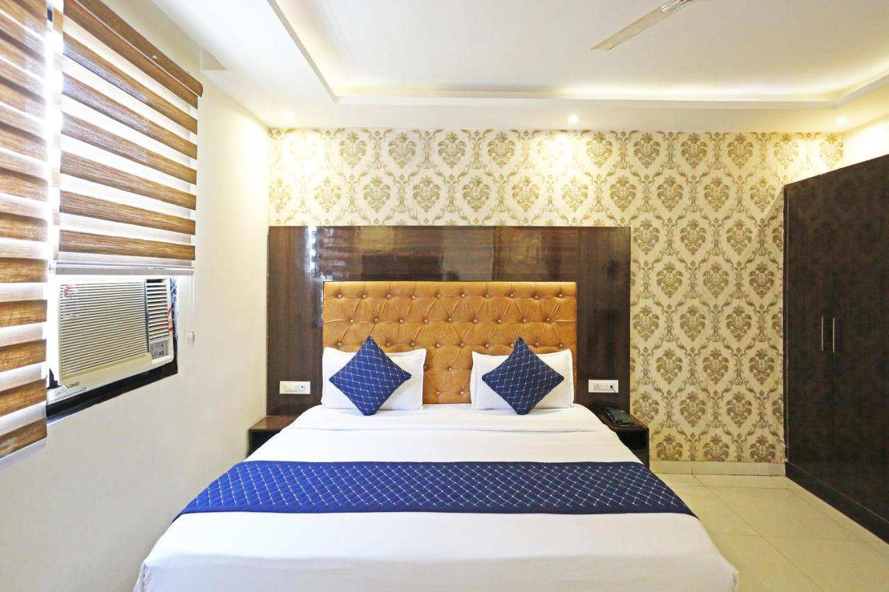 Hotel Iconic Near Delhi Igi International Airport New Delhi Bagian luar foto