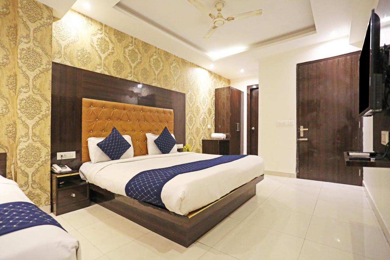 Hotel Iconic Near Delhi Igi International Airport New Delhi Bagian luar foto