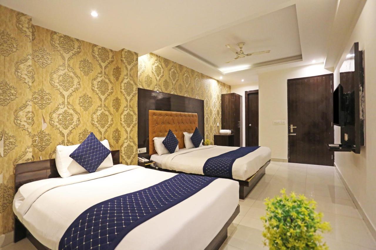 Hotel Iconic Near Delhi Igi International Airport New Delhi Bagian luar foto